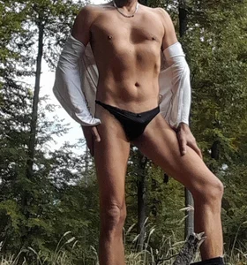 Fotenie od UglyForest5  3 snímek