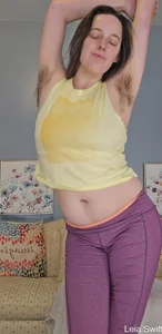 LeiaSwift Hirsute Armpits to Jerk with Pic 5