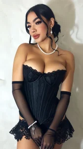 AllissonJames Public صورة واحدة|AllissonJames Public صورتان|AllissonJames Public  صور|AllissonJames Public  صورة