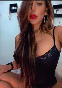 samara_alabii Public Pic 4