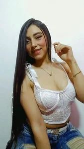 emily_sofia_r Public Pic 5