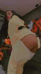 Monika-Ruiz pikachu ⚡💛 Foto 2