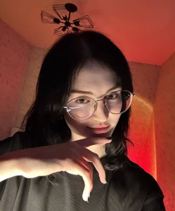 Playing with light od FakeLamb  2 snímek