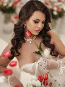 easternbeautyy broken one but happiest one Pic