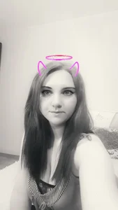 MaryShiny_ Public Pic 4