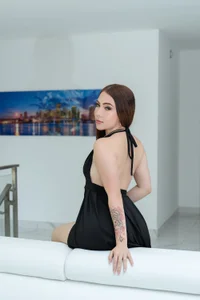 Your Gilr od lizzyrossie  7 snímek