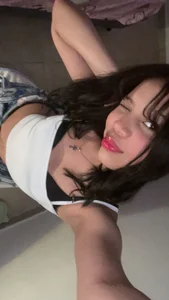 Mia_Scarlett18 Public Pic 5