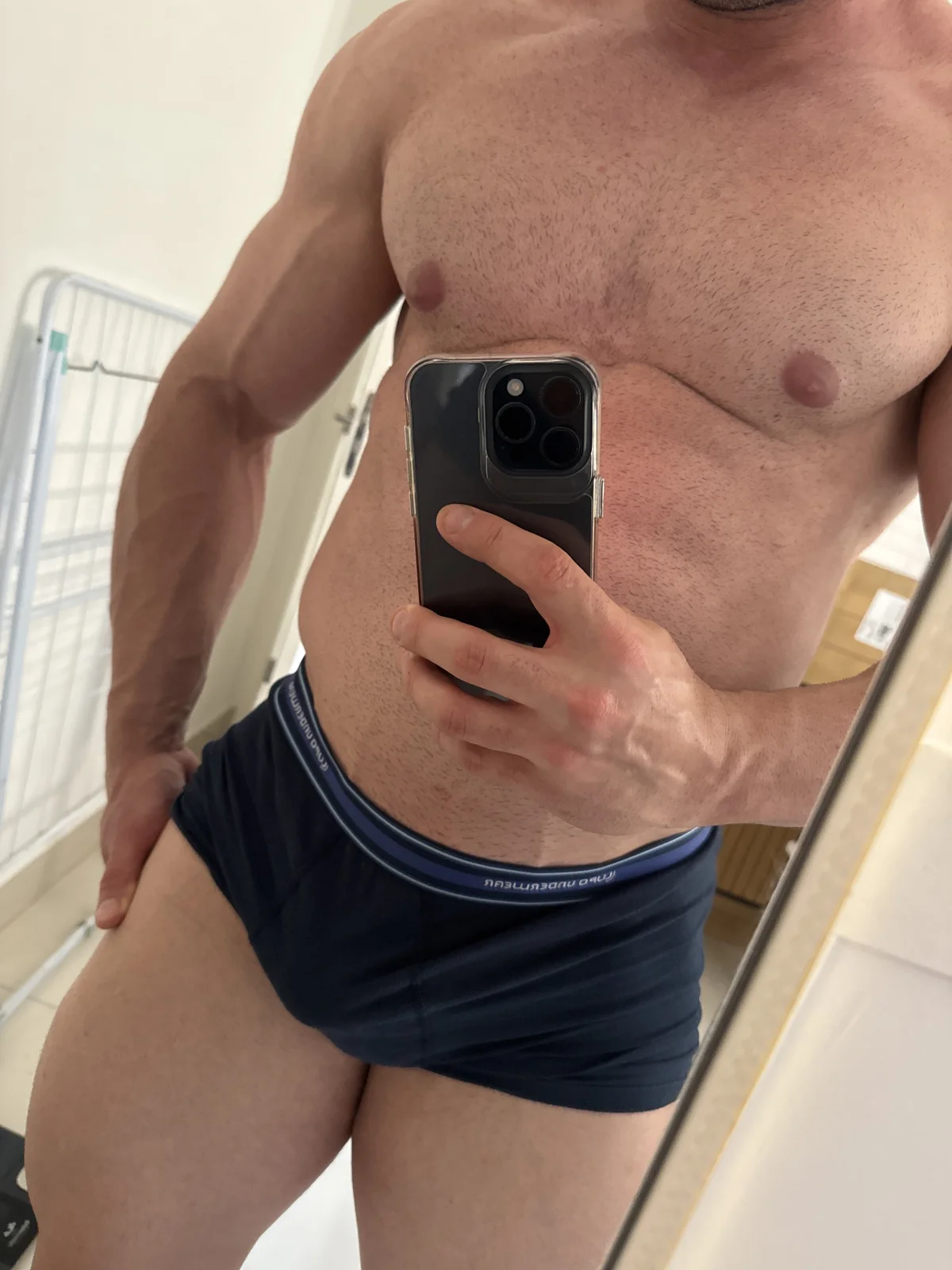 Трендове зображення  2109 boynoshaperj