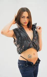 Aron_cruz Hot girl Casual Foto 2