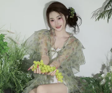 tiantian-886's XXX Nude Photo 4
