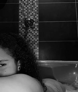 Selene_Voon Girls Foto