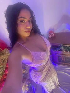 Abby_Moss2 Happy Holidays ✨💋 Bilde