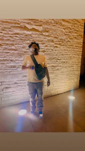 bbcuncut10 Public Foto