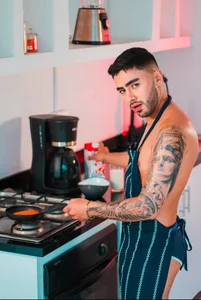 ItsMeEros: Wait,i’m preparing something to you…. ( 7 фото)