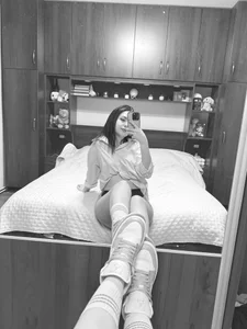 AmayaDominique: Public ( 2 фото)