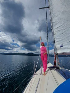 LilianaPace A yacht, the wind, and I 圖片 2