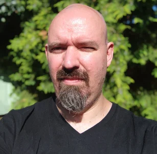 ThatUKguy79 Me Pic 4