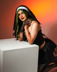 BellaOlsen Devil in Heels 사진