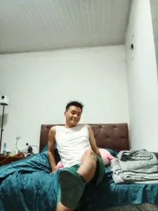 kisstoyousoon2024: say hi ( 4 фото)