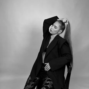 LeilaBilberry Public Pic 2