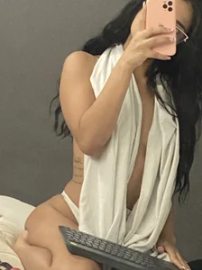 Sweet--Zoe 🤍🤍🤍 Pic 5