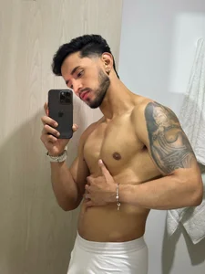 AxelKing1326 Axel On fire Fotka