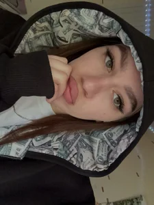Mary_Forest Public Poză 2