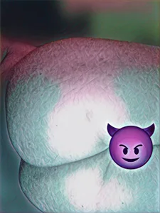 Femboy_Safadinha 🥵 - {count, plural, one {תמונה אחת} two {שתי תמונות} many {# תמונות} other {# תמונות}}