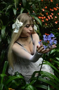 Melody-chersAn ethereal soul that blooms among nature, like a fantasy sigh come true. " 🌸✨图片 5