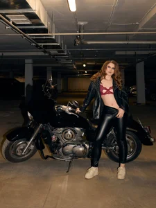 WakeUpKitty 4u❤ leather latex clothes and red lingerie in big ass  4টি ছবি