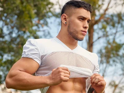 Marco_diaz1のlook meの 5枚の写真