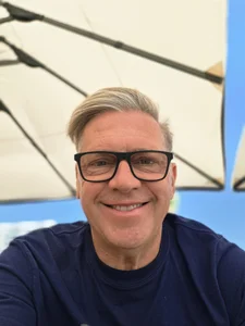 RobertStripXPublic Bild 5