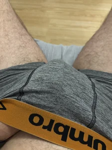 antoinestrip57 public photo  3টি ছবি