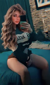 ImCarolinaCutiexxx: Public ( 4 фото)