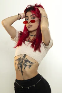 Aviigail: Public ( 3 фото)