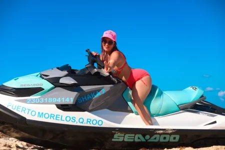 star_hanks I feel fabulous on the beach 사진 2