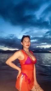 BrendaMore At the beach Pic 6