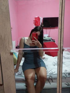 AnandaCarla Public Bilde