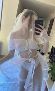 Viktoria_Oliverr Public Pic 7