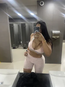 alizehorny Gym time Pic 3