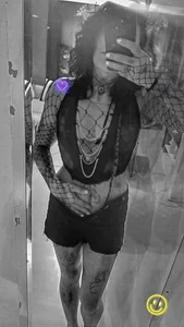 ChocolateDARK_ ❤️‍🩹❤️‍🔥moving between worlds💗💞 Foto 2