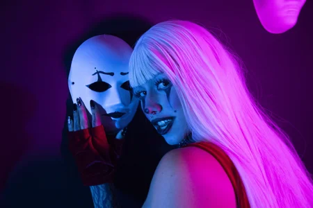 A touch of madness has never been so irresistible 💋💫 od Raven_Witch_  8 snímek