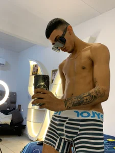 IMPERIO_ROMANO YANDEL🌲😍 사진 6