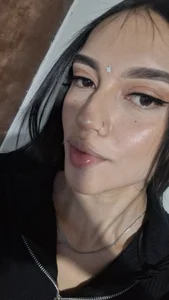 katteyes_mjs Public Pic 6