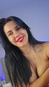 WoW_Courtney Public Foto 4