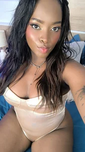 KAROL-SCOTT Too hot to scroll… 🔥 圖片 3