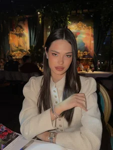 Mia_Nixon_ Public Pic 4