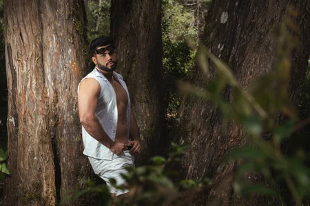 noah_crux Some fresh air টি ছবি