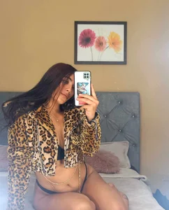 bbyronit 🐯 Pic
