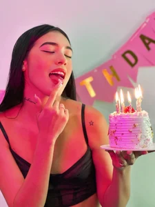 Sassy--Girl Happy birthday to me Immagine  2